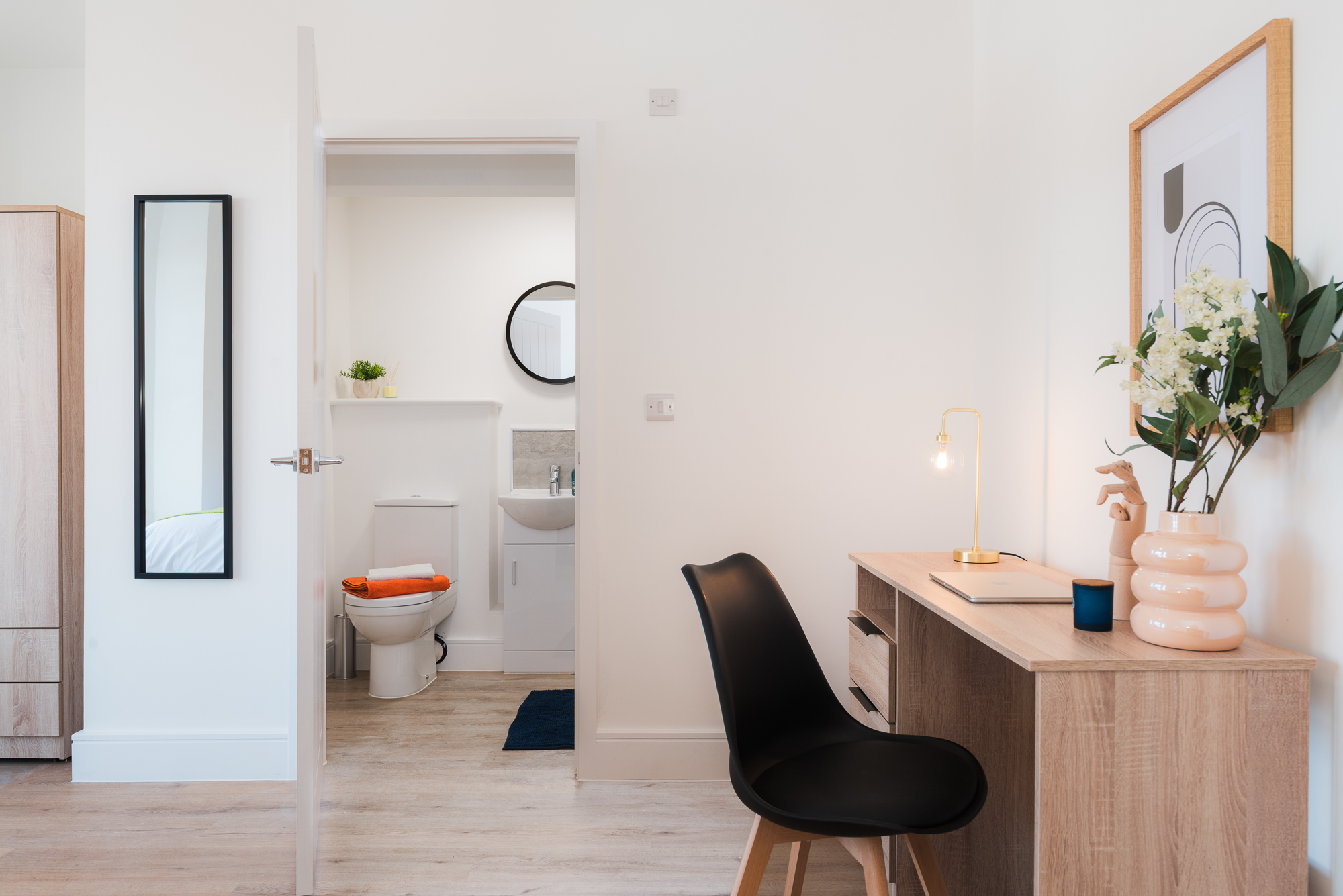Beaconsfield Street - En-suite Bedroom