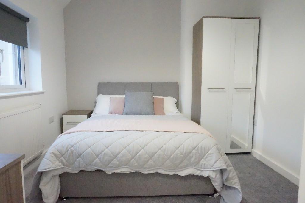 Anderson Crescent Bedroom 1