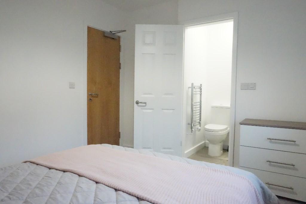 Anderson Crescent Bedroom 2
