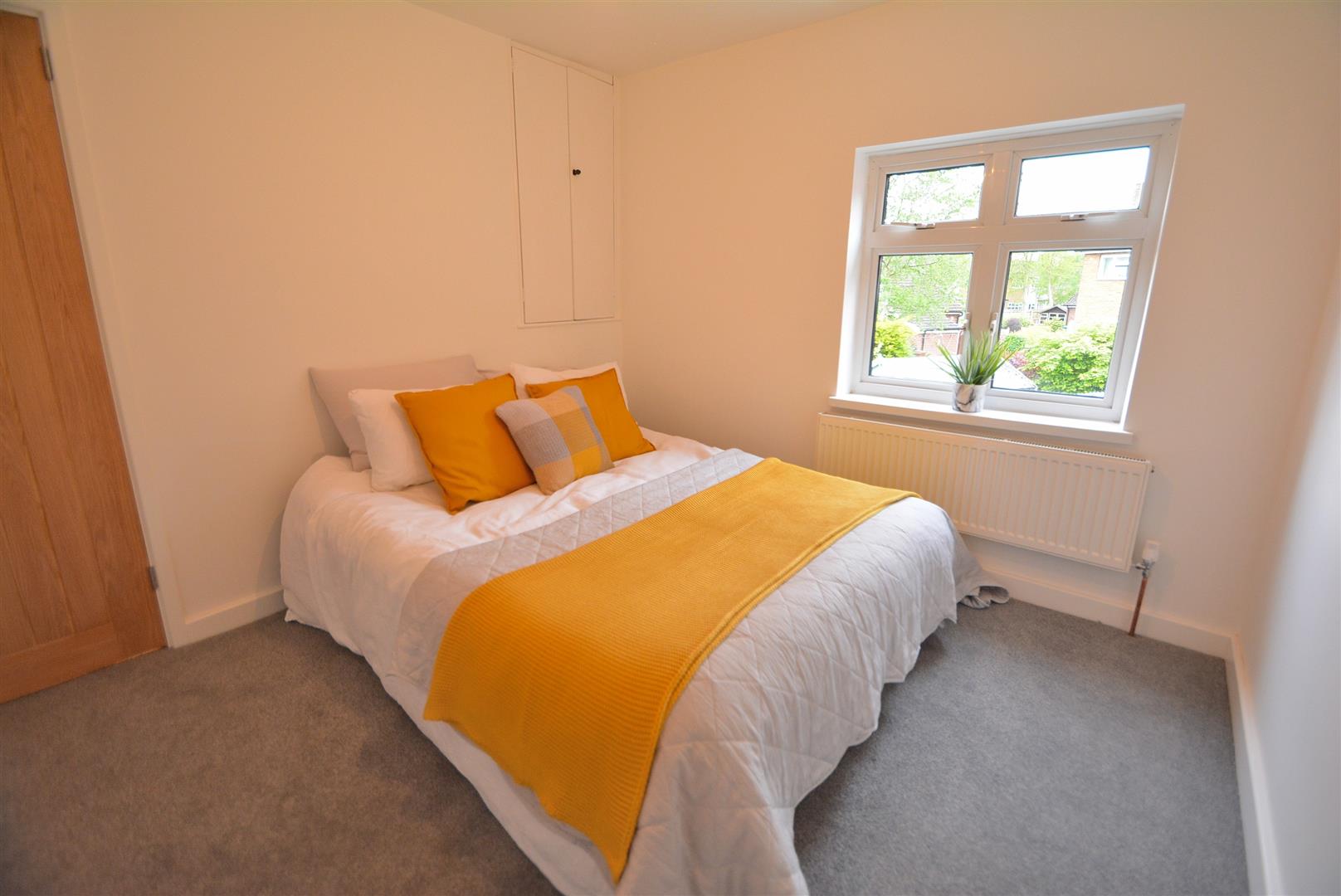 Long Row - Bedroom 2
