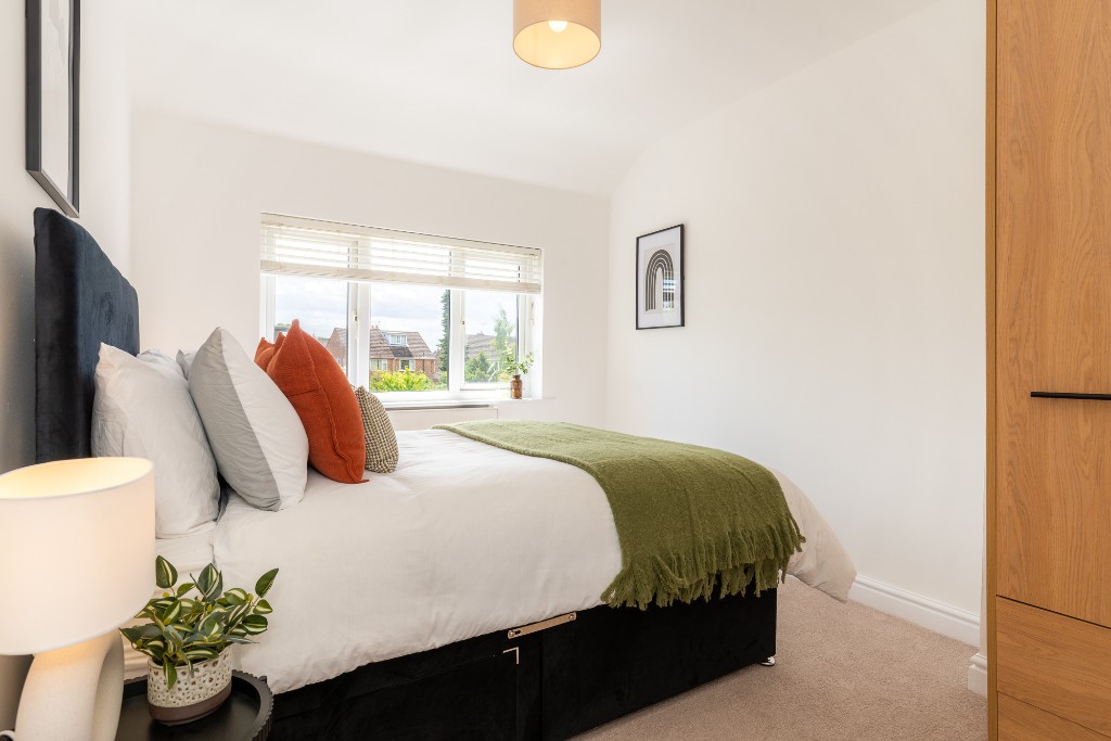Longmoor Road Interior 2