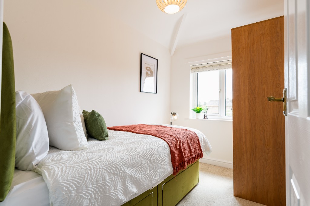 Longmoor Road Interior 4