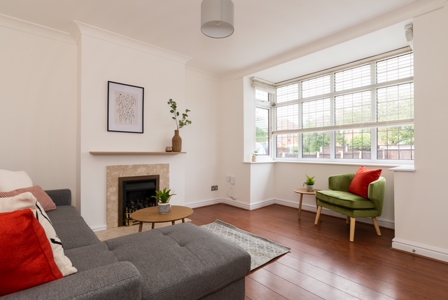 Longmoor Road Interior 5