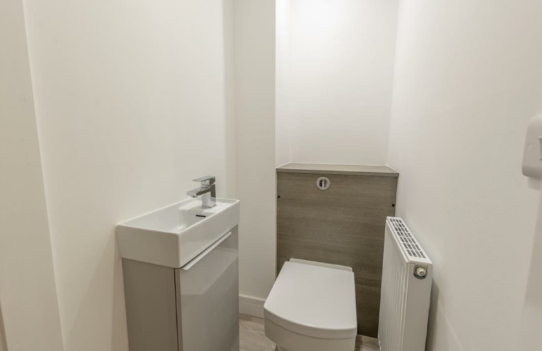 Salisbury Street - WC